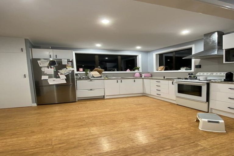 Photo of property in 17 Mcgowan Road, Wainuiomata, Lower Hutt, 5014