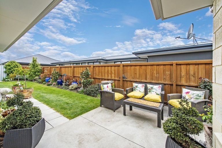 Photo of property in 33 Chandler Way, Rolleston, 7615