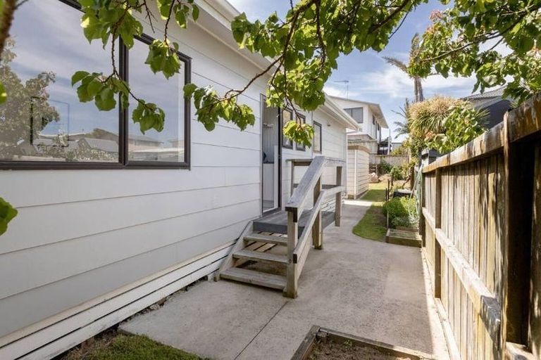 Photo of property in 866a Papamoa Beach Road, Papamoa Beach, Papamoa, 3118