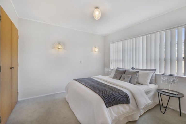 Photo of property in 1/6 Keeney Court, Papakura, 2110