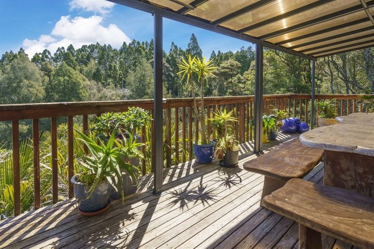 Photo of property in 44 Coroglen Avenue, Birkenhead, Auckland, 0626