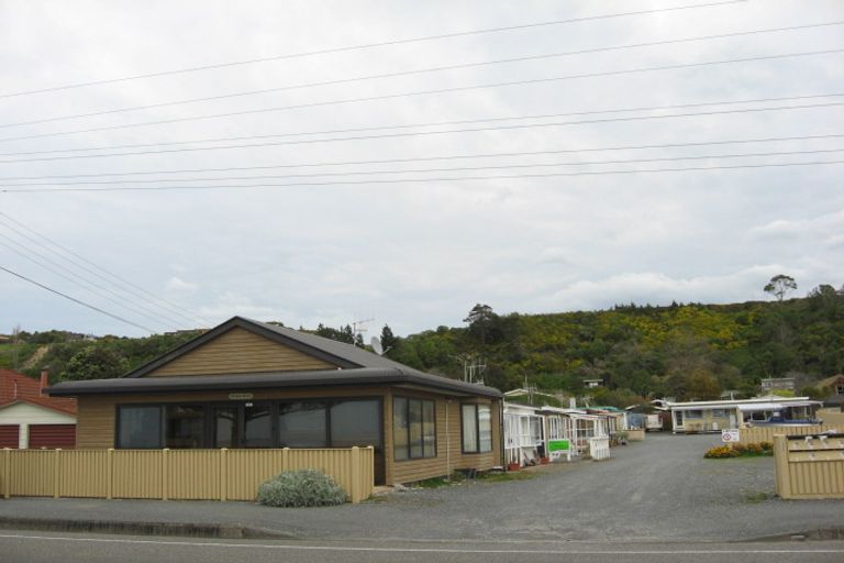 Photo of property in 128 Esplanade, Kaikoura, 7300