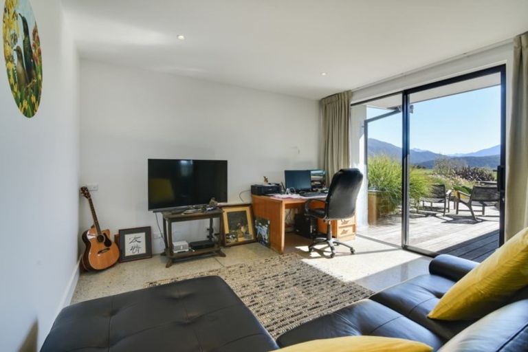 Photo of property in 93 Dusky Street, Te Anau, 9600