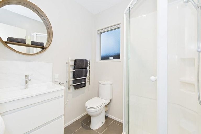 Photo of property in 2/26 Comins Crescent, Mission Bay, Auckland, 1071