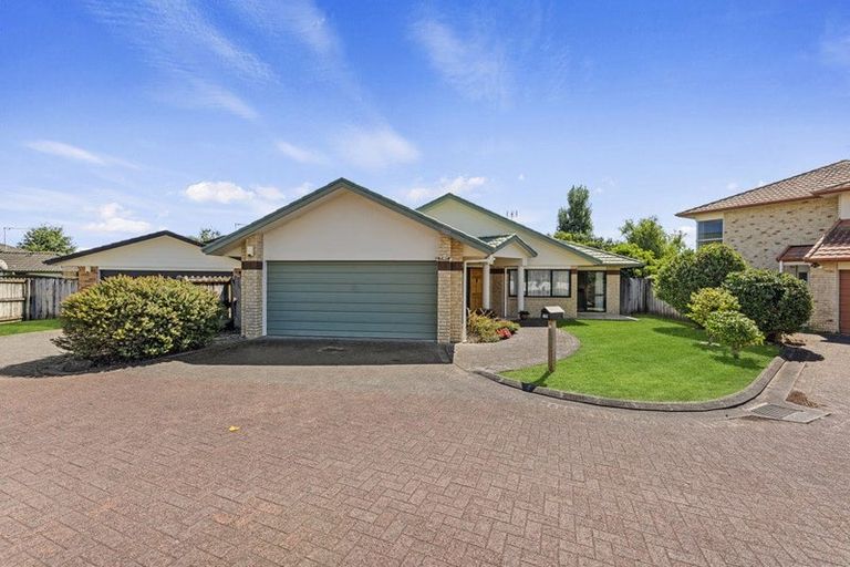 Photo of property in 19 Emmerdale Avenue, Papakura, 2110