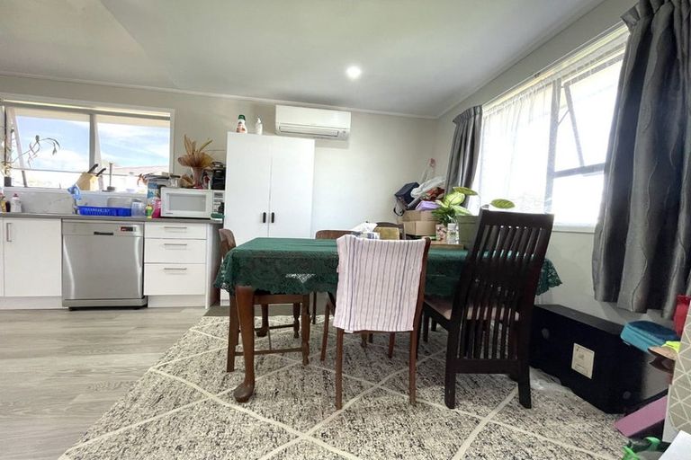 Photo of property in 394 Bucklands Beach Road, Bucklands Beach, Auckland, 2012