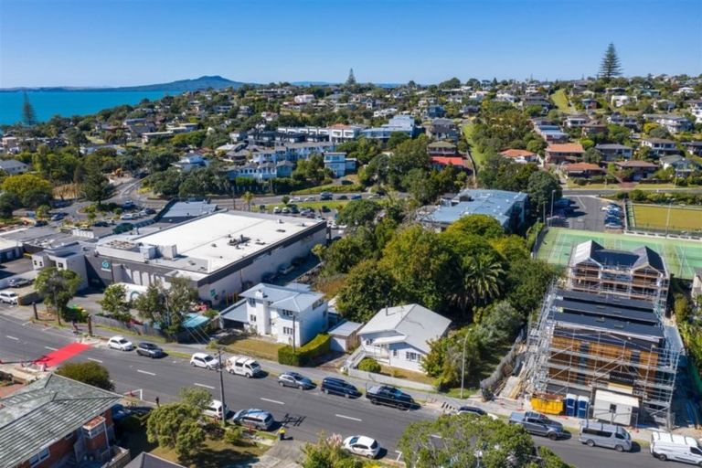 Photo of property in 8 Hastings Road, Mairangi Bay, Auckland, 0630