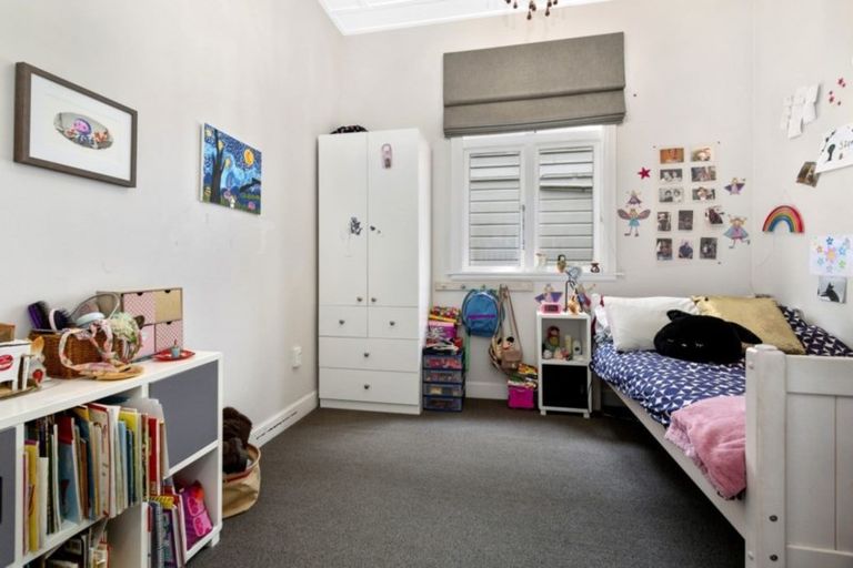 Photo of property in 18 Hohiria Road, Hataitai, Wellington, 6021