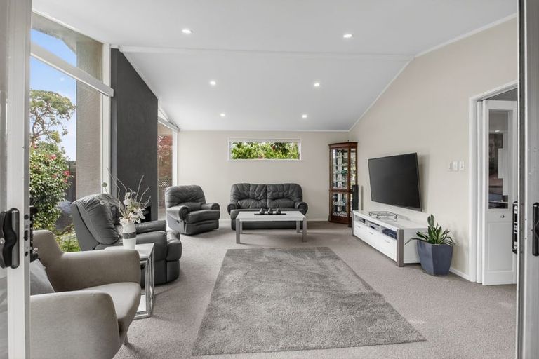 Photo of property in 57 Donovan Road, Paraparaumu Beach, Paraparaumu, 5032