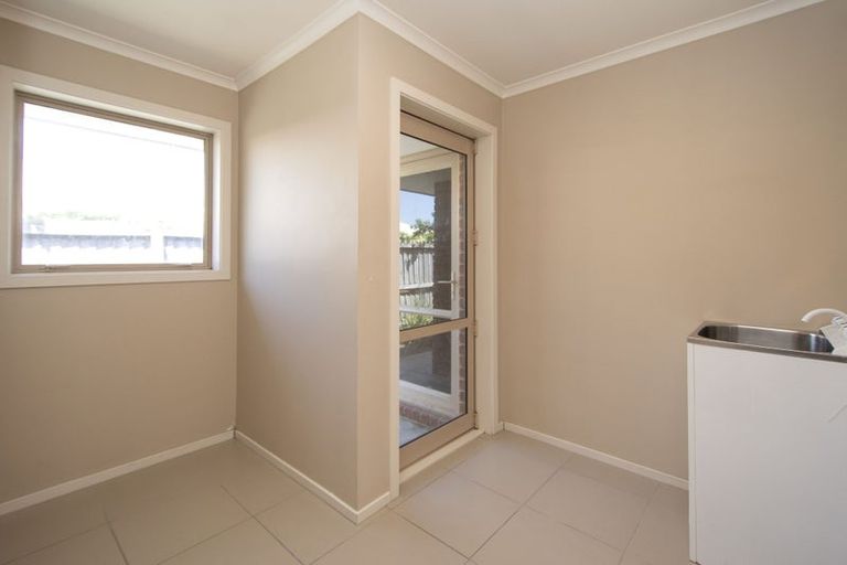 Photo of property in 41 Factory Road, Belfast, Christchurch, 8051