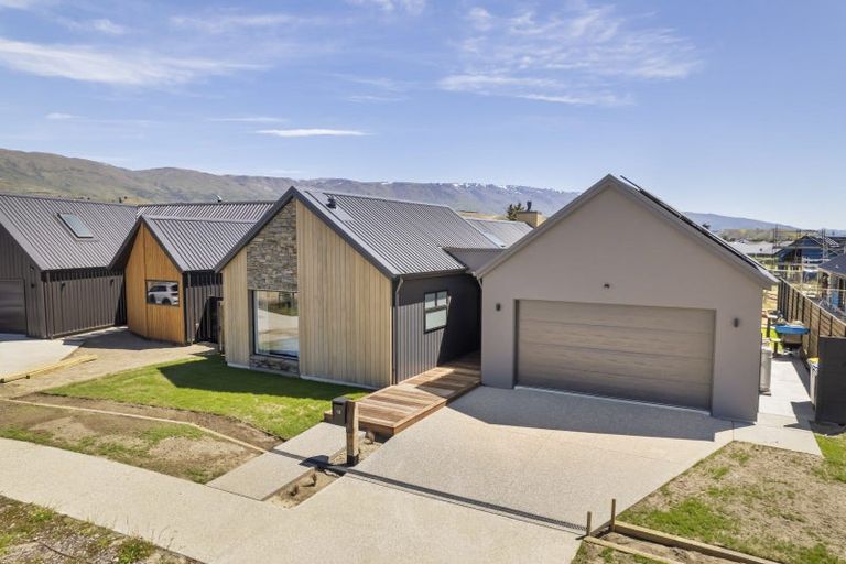 Photo of property in Wooing Tree Vineyard Ltd, 13 Vintage Street, Cromwell, 9310