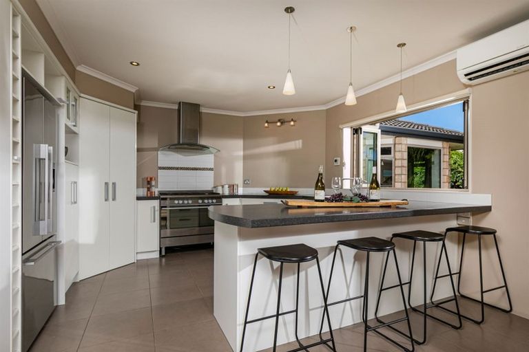 Photo of property in 6 Orchard Lane, Huapai, Kumeu, 0810