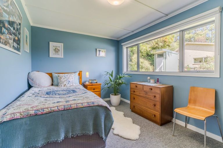 Photo of property in 25 Matariki Street, Broad Bay, Dunedin, 9014