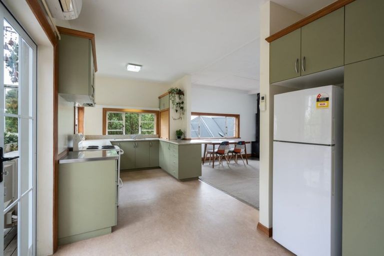 Photo of property in 36 Middleton Road, Kew, Dunedin, 9012