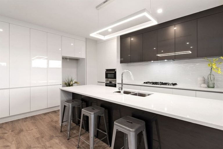 Photo of property in 9 Balthazar Road, Kumeu, 0810