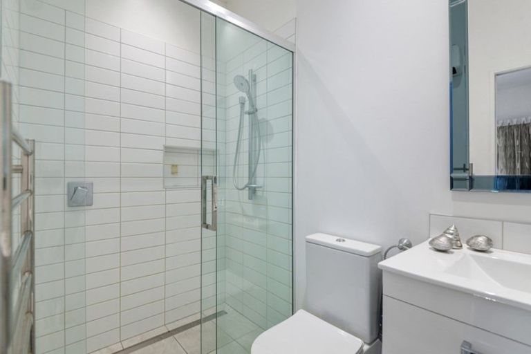 Photo of property in 1 Heaton Street, Merivale, Christchurch, 8052