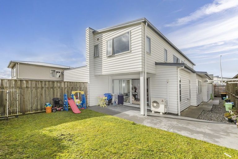 Photo of property in 213 Mclintock Street North, Johnsonville, Wellington, 6037