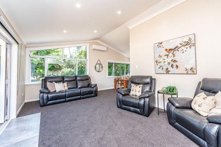 Photo of property in 14 Turere Place, Otamatea, Whanganui, 4501