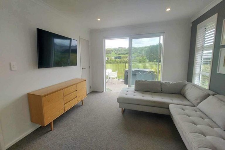 Photo of property in 63 Awataha Crescent, Pyes Pa, Tauranga, 3110