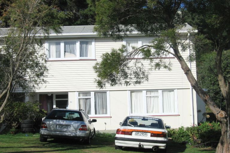 Photo of property in 4a-4b Devon Place, Cannons Creek, Porirua, 5024