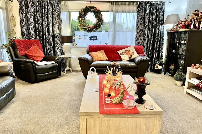 Photo of property in 1/3 Pelican Lane, Unsworth Heights, Auckland, 0632