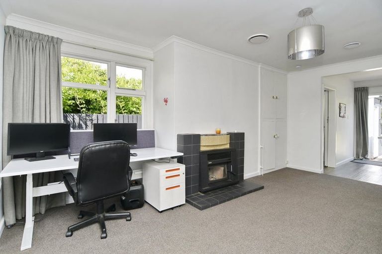 Photo of property in 7 Grimseys Road, Redwood, Christchurch, 8051