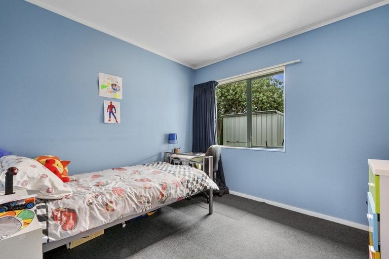 Photo of property in 56 Hetherington Road, Ranui, Auckland, 0612
