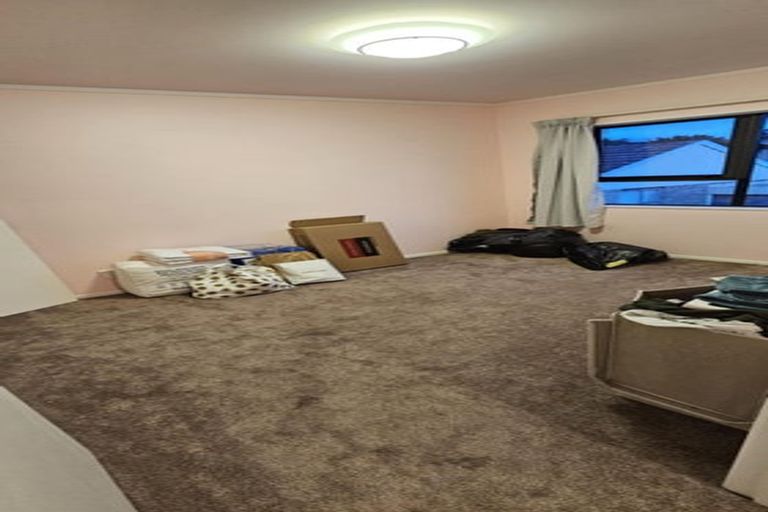 Photo of property in 3/72 Moore Street, Howick, Auckland, 2014