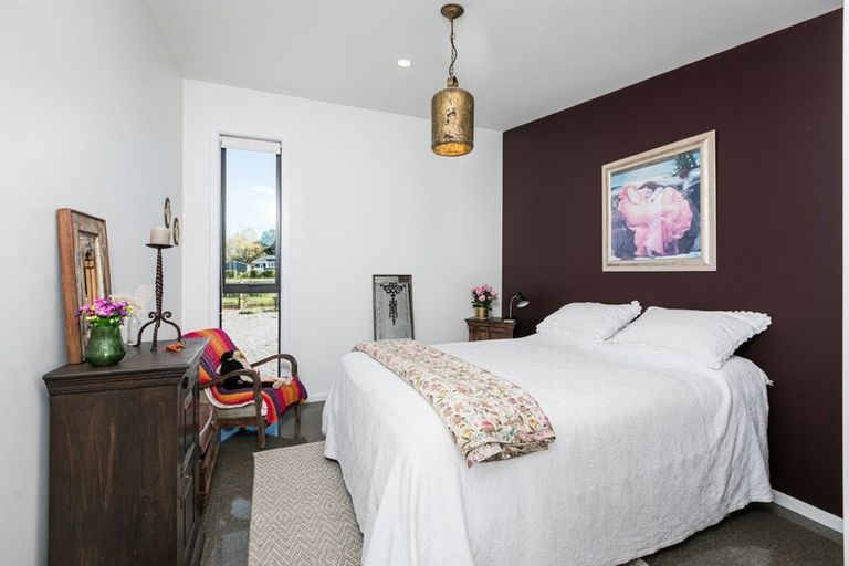 Photo of property in 20 White Road, Otane, 4202