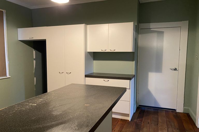 Photo of property in 163 Cornfoot Street, Castlecliff, Whanganui, 4501