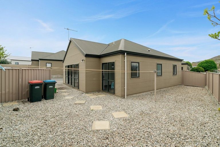 Photo of property in 8b Mckellar Court, Cromwell, 9310