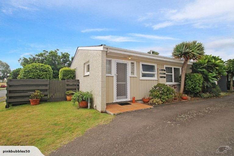 Photo of property in 1/103 Ranch Road, Mount Maunganui, 3116