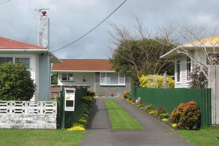 Photo of property in 9a Brookes Terrace, Waitara, 4320
