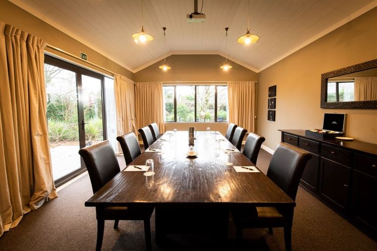 Photo of property in 52 New York Street, Martinborough, 5711