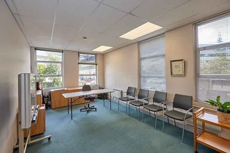 Photo of property in Molesworth House, 9/101a Molesworth Street, Thorndon, Wellington, 6011