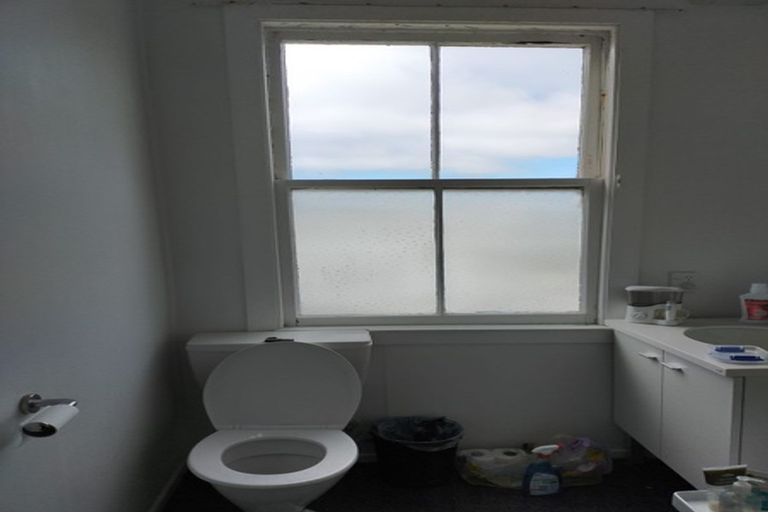 Photo of property in 28 Owen Street, Newtown, Wellington, 6021