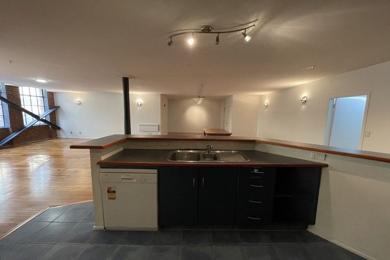 Photo of property in Bond Store Apartments, 8h Egmont Street, Te Aro, Wellington, 6011