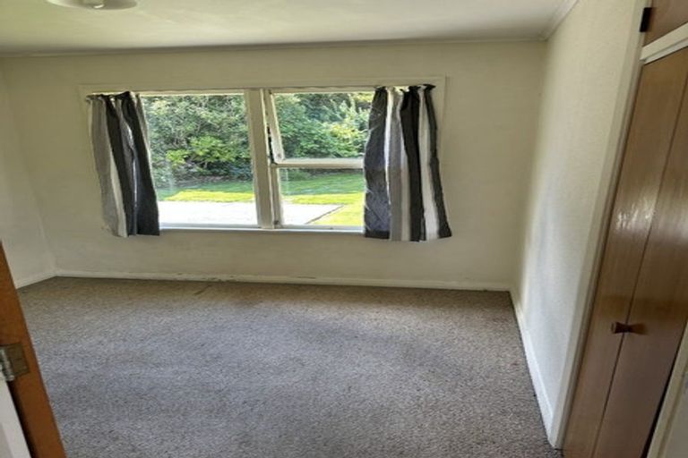 Photo of property in 128 Waikawa Road, Picton, 7220