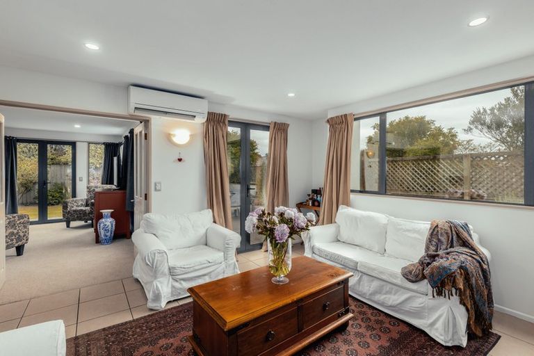 Photo of property in 2/14 Trafford Street, Harewood, Christchurch, 8051