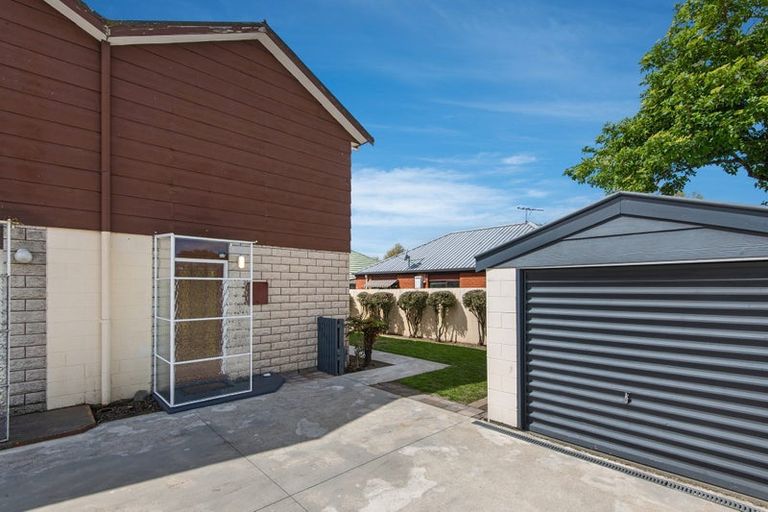 Photo of property in 4/14 Peer Street, Upper Riccarton, Christchurch, 8041