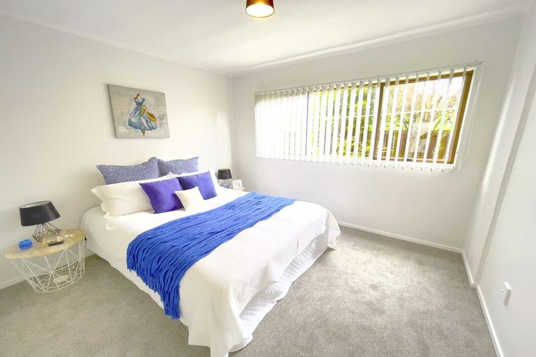 Photo of property in 4/773 Beach Road, Browns Bay, Auckland, 0630