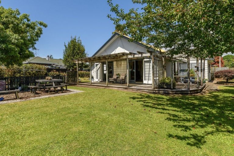 Photo of property in 13 Gray Street, Katikati, 3129