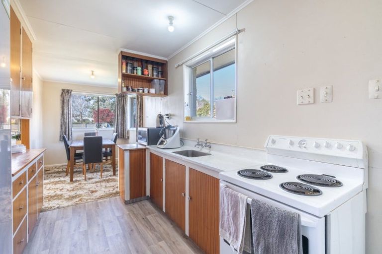 Photo of property in 12 Great North Road, Winton, 9720