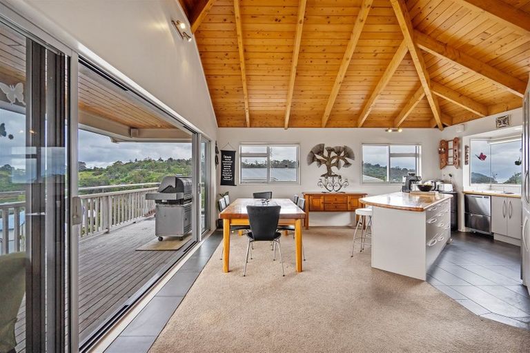 Photo of property in 3 Gurnard Road, Stillwater, Silverdale, 0993