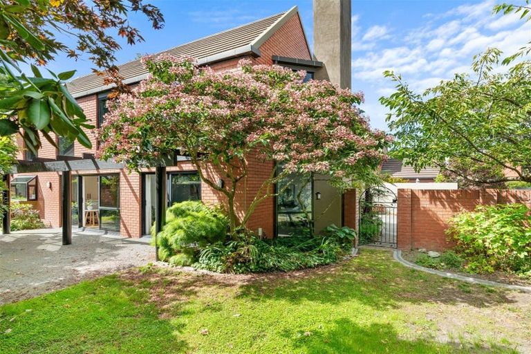 Photo of property in 10 Haineswood Lane, Sockburn, Christchurch, 8042