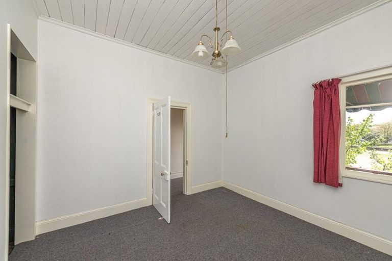 Photo of property in 54 Anzac Parade, Durie Hill, Whanganui, 4500