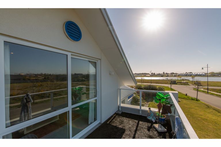 Photo of property in 3 Te Wairewa Street, Pegasus, 7612
