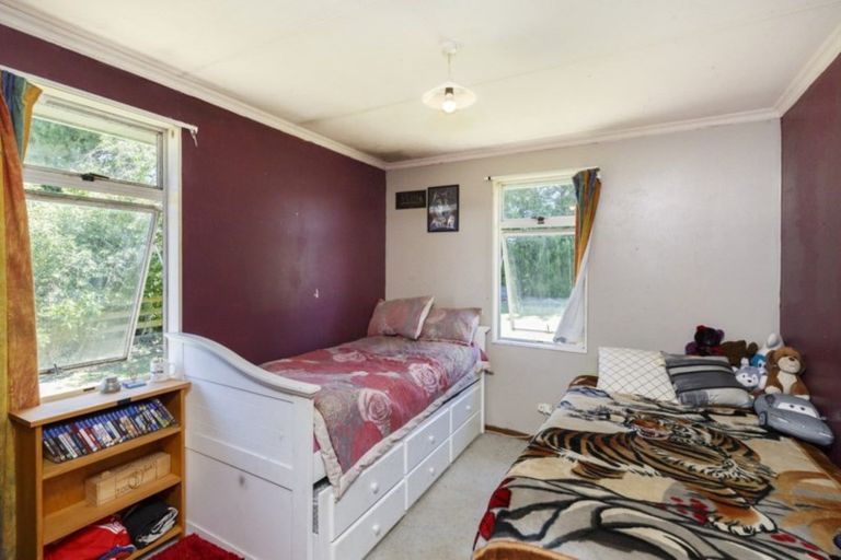 Photo of property in 281 Hoihere Road, Tiakitahuna, Palmerston North, 4477