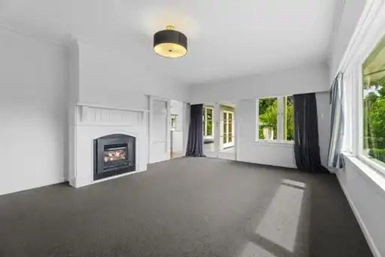 Photo of property in 215 River Road, Claudelands, Hamilton, 3214