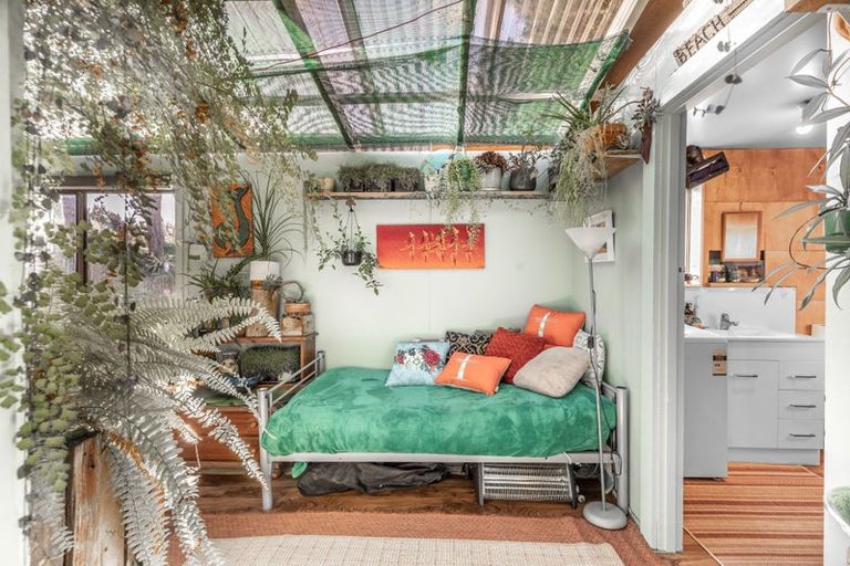 Photo of property in 53 Awarua Bay Road, Awarua Plains, Invercargill, 9877